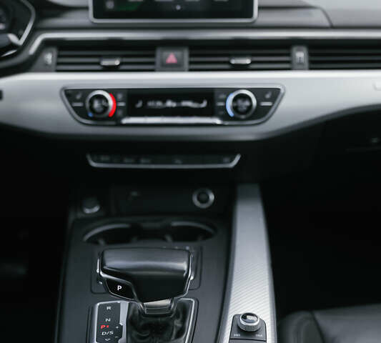 Черный Ауди А5, объемом двигателя 1.98 л и пробегом 87 тыс. км за 22900 $, фото 11 на Automoto.ua