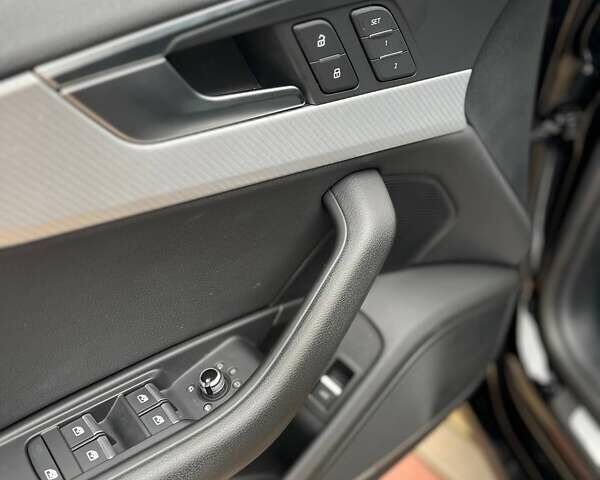 Черный Ауди А5, объемом двигателя 1.98 л и пробегом 111 тыс. км за 26000 $, фото 14 на Automoto.ua