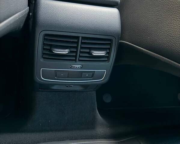 Чорний Ауді A5, об'ємом двигуна 1.98 л та пробігом 200 тис. км за 19000 $, фото 13 на Automoto.ua