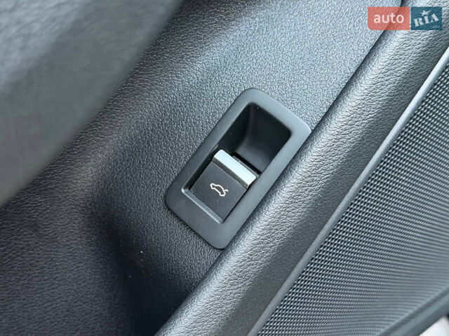 Чорний Ауді A5, об'ємом двигуна 1.98 л та пробігом 125 тис. км за 22800 $, фото 48 на Automoto.ua