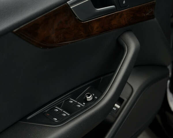 Черный Ауди А5, объемом двигателя 2 л и пробегом 170 тыс. км за 24000 $, фото 13 на Automoto.ua