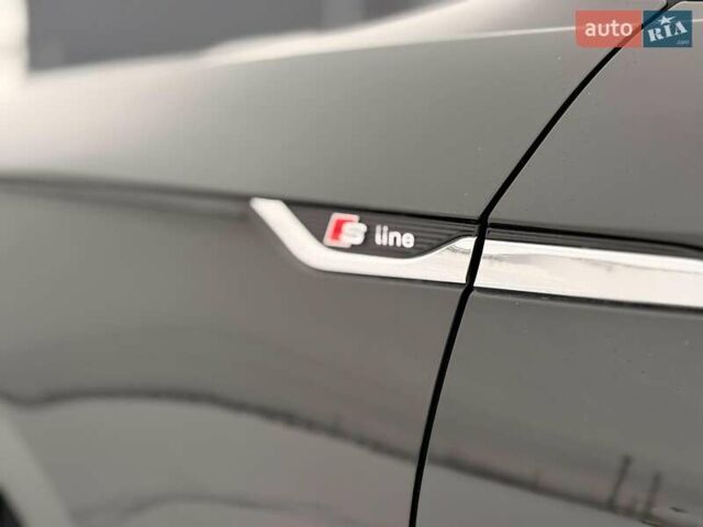 Чорний Ауді A5, об'ємом двигуна 2 л та пробігом 80 тис. км за 25890 $, фото 6 на Automoto.ua