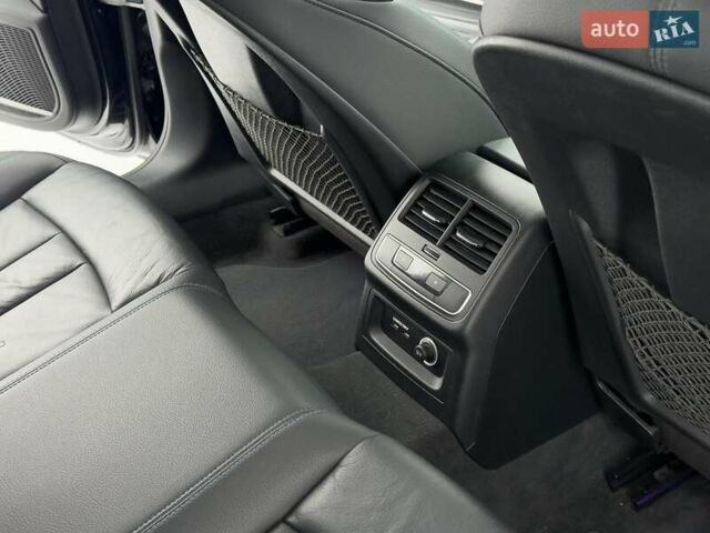 Чорний Ауді A5, об'ємом двигуна 2 л та пробігом 80 тис. км за 25890 $, фото 40 на Automoto.ua