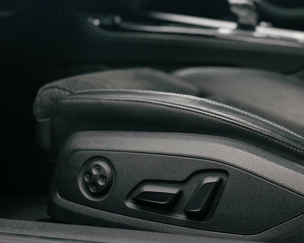 Чорний Ауді A5, об'ємом двигуна 1.98 л та пробігом 83 тис. км за 33000 $, фото 39 на Automoto.ua