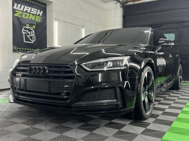 Черный Ауди А5, объемом двигателя 2 л и пробегом 220 тыс. км за 26500 $, фото 2 на Automoto.ua