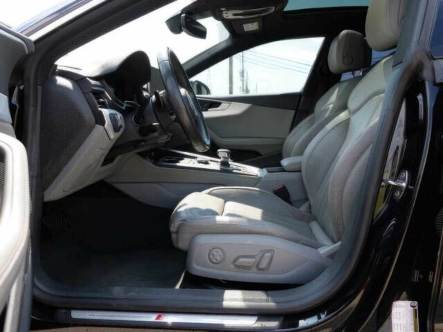 Чорний Ауді A5, об'ємом двигуна 2 л та пробігом 30 тис. км за 22300 $, фото 8 на Automoto.ua