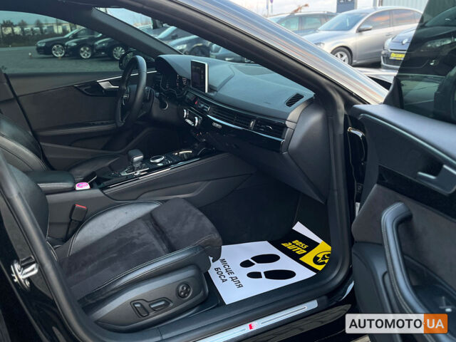 Чорний Ауді A5, об'ємом двигуна 2 л та пробігом 107 тис. км за 30500 $, фото 25 на Automoto.ua