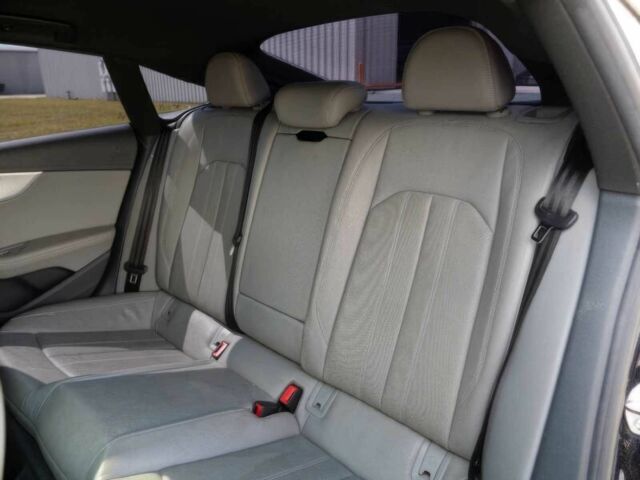 Чорний Ауді A5, об'ємом двигуна 2 л та пробігом 30 тис. км за 22300 $, фото 10 на Automoto.ua