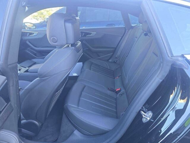 Чорний Ауді A5, об'ємом двигуна 2 л та пробігом 55 тис. км за 11000 $, фото 8 на Automoto.ua
