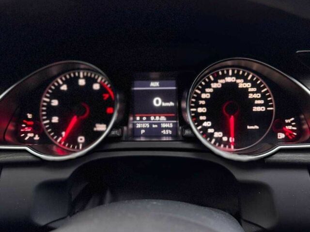 Чорний Ауді A5, об'ємом двигуна 2 л та пробігом 280 тис. км за 8500 $, фото 6 на Automoto.ua