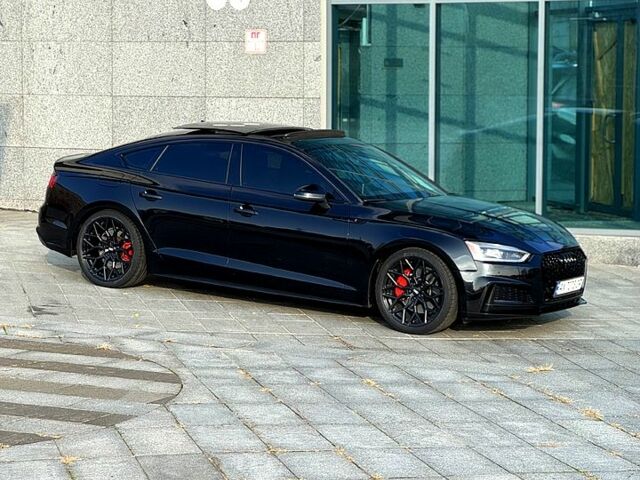 Чорний Ауді A5, об'ємом двигуна 2 л та пробігом 88 тис. км за 27500 $, фото 5 на Automoto.ua
