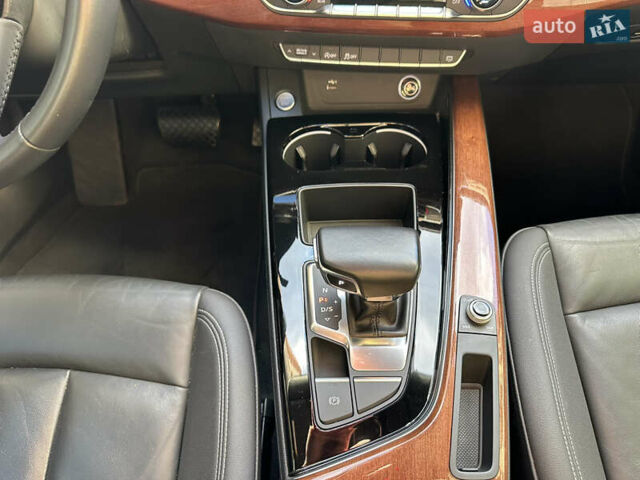 Ауді A5 2020 у Києві на Automoto.ua Чорний Ауді A5, об'ємом двигуна 1.98 л та пробігом 84 тис. км за 28300 $, фото 34 на Automoto.ua