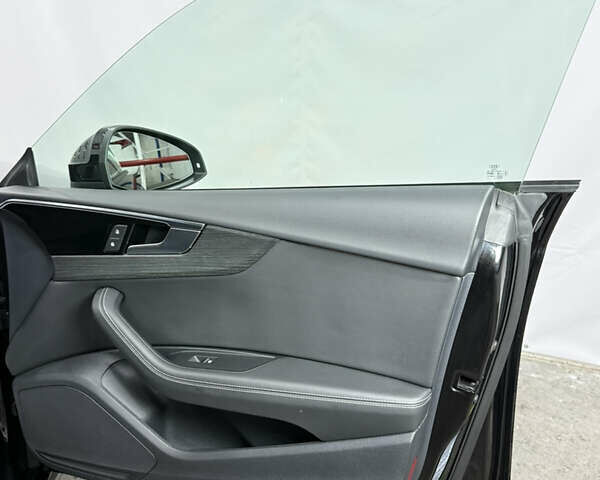 Чорний Ауді A5, об'ємом двигуна 1.98 л та пробігом 64 тис. км за 36900 $, фото 38 на Automoto.ua