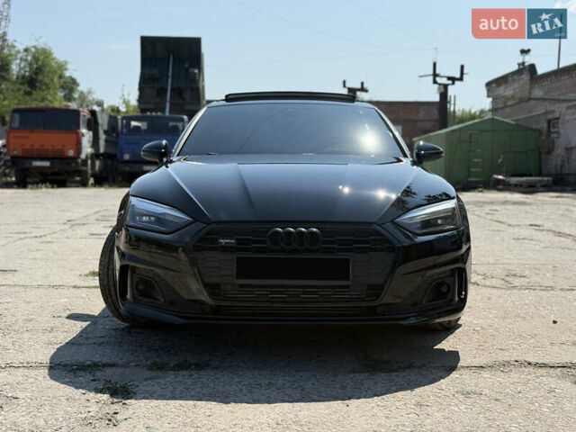 Черный Ауди А5, объемом двигателя 1.98 л и пробегом 115 тыс. км за 31900 $, фото 4 на Automoto.ua