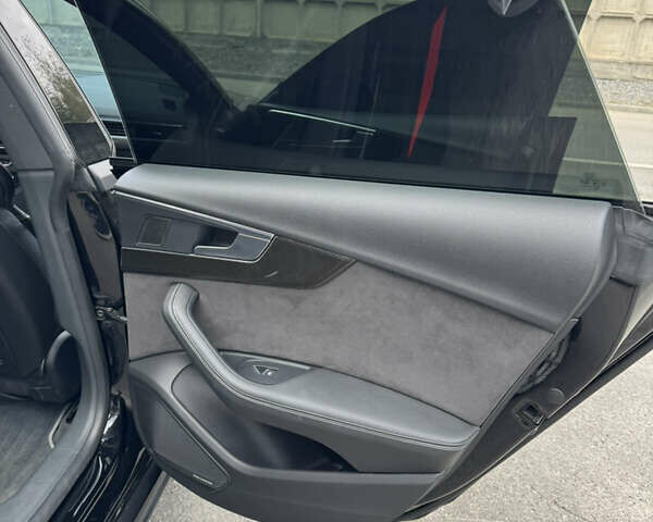 Черный Ауди А5, объемом двигателя 1.98 л и пробегом 75 тыс. км за 42000 $, фото 11 на Automoto.ua