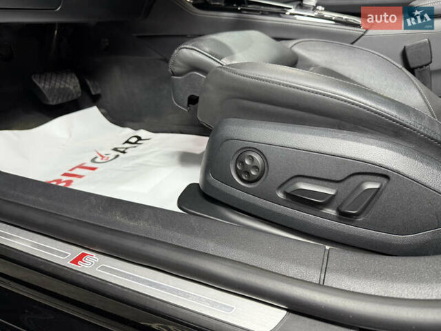 Чорний Ауді A5, об'ємом двигуна 1.98 л та пробігом 64 тис. км за 36900 $, фото 23 на Automoto.ua