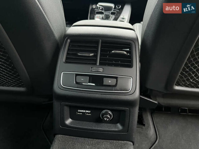 Чорний Ауді A5, об'ємом двигуна 2 л та пробігом 40 тис. км за 32300 $, фото 20 на Automoto.ua