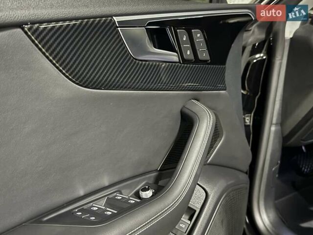 Чорний Ауді A5, об'ємом двигуна 1.98 л та пробігом 7 тис. км за 35900 $, фото 10 на Automoto.ua