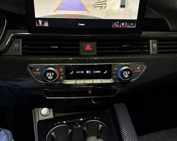 Чорний Ауді A5, об'ємом двигуна 1.98 л та пробігом 7 тис. км за 35900 $, фото 15 на Automoto.ua