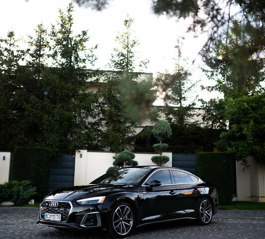 Черный Ауди А5, объемом двигателя 1.98 л и пробегом 27 тыс. км за 39000 $, фото 1 на Automoto.ua