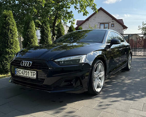 Черный Ауди А5, объемом двигателя 1.98 л и пробегом 23 тыс. км за 33200 $, фото 1 на Automoto.ua