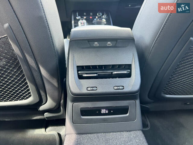 Черный Ауди А5, объемом двигателя 2 л и пробегом 3 тыс. км за 74100 $, фото 41 на Automoto.ua