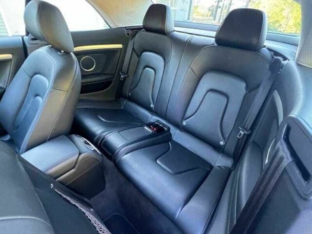 Красный Ауди А5, объемом двигателя 2 л и пробегом 46 тыс. км за 4000 $, фото 11 на Automoto.ua