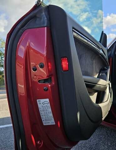 Червоний Ауді A5, об'ємом двигуна 2 л та пробігом 180 тис. км за 16000 $, фото 4 на Automoto.ua