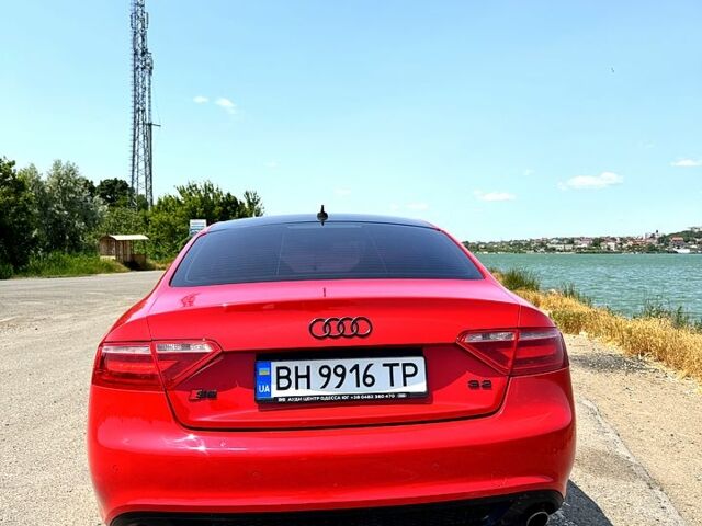 Червоний Ауді A5, об'ємом двигуна 3.2 л та пробігом 180 тис. км за 16000 $, фото 8 на Automoto.ua