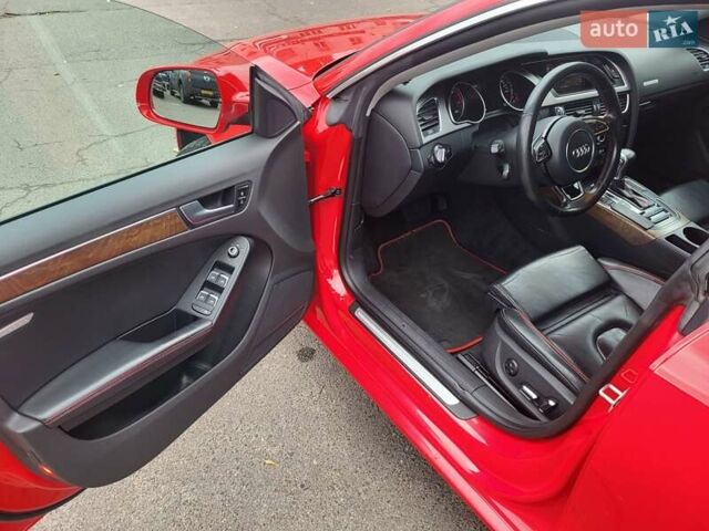Красный Ауди А5, объемом двигателя 2 л и пробегом 154 тыс. км за 12200 $, фото 5 на Automoto.ua