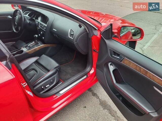 Красный Ауди А5, объемом двигателя 2 л и пробегом 154 тыс. км за 12200 $, фото 6 на Automoto.ua