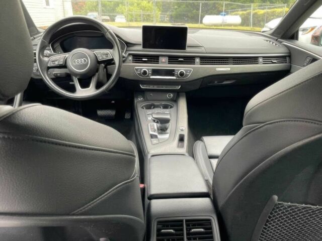 Красный Ауди А5, объемом двигателя 2 л и пробегом 41 тыс. км за 9000 $, фото 7 на Automoto.ua