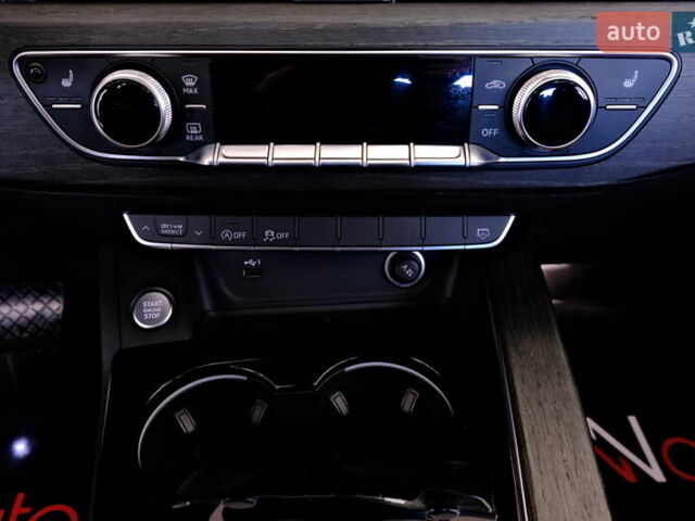 Красный Ауди А5, объемом двигателя 0 л и пробегом 102 тыс. км за 29900 $, фото 18 на Automoto.ua