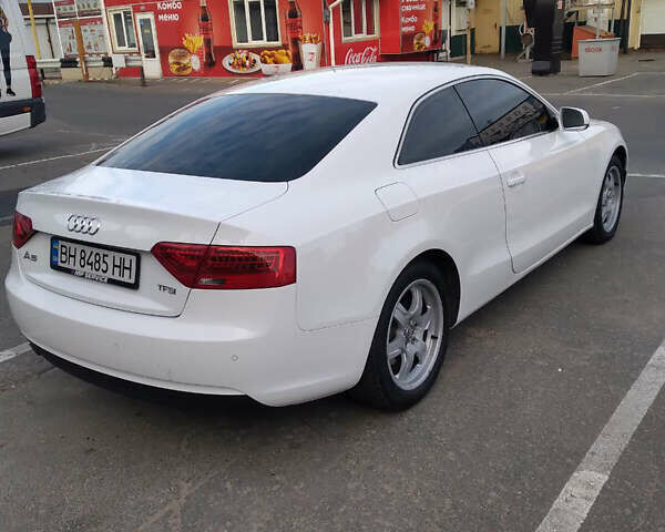 Ауди А5, объемом двигателя 1.8 л и пробегом 157 тыс. км за 15500 $, фото 8 на Automoto.ua