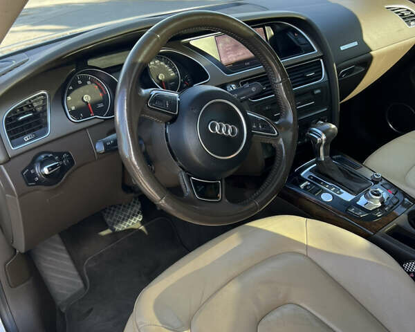 Ауди А5, объемом двигателя 1.98 л и пробегом 185 тыс. км за 14900 $, фото 8 на Automoto.ua