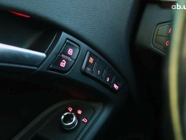 Ауди А5, объемом двигателя 0 л и пробегом 123 тыс. км за 15000 $, фото 17 на Automoto.ua