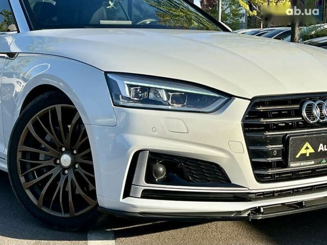 Ауди А5, объемом двигателя 2 л и пробегом 65 тыс. км за 27300 $, фото 9 на Automoto.ua