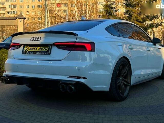 Ауди А5, объемом двигателя 2 л и пробегом 118 тыс. км за 25800 $, фото 5 на Automoto.ua