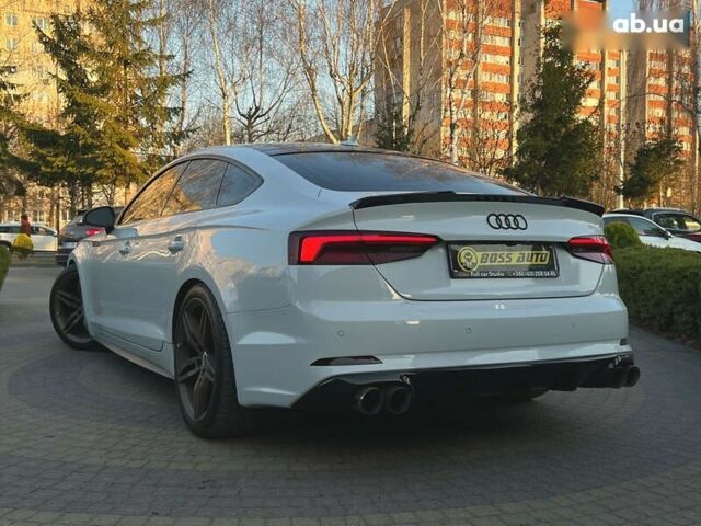 Ауди А5, объемом двигателя 2 л и пробегом 118 тыс. км за 25800 $, фото 8 на Automoto.ua