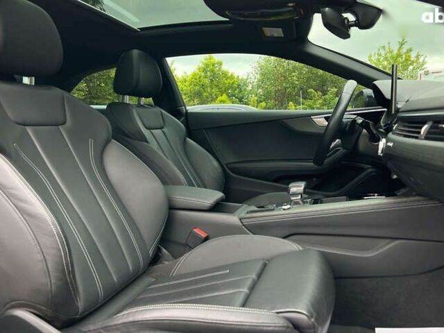 Ауди А5, объемом двигателя 2 л и пробегом 90 тыс. км за 28690 $, фото 12 на Automoto.ua