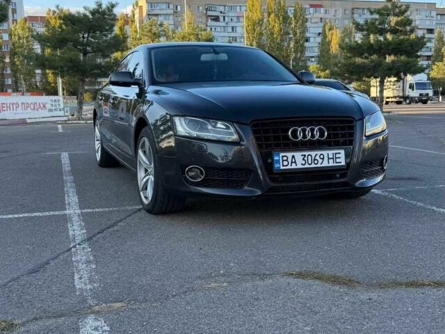 Серый Ауди А5, объемом двигателя 1.8 л и пробегом 267 тыс. км за 11200 $, фото 1 на Automoto.ua