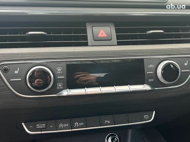 Серый Ауди А5, объемом двигателя 2 л и пробегом 120 тыс. км за 26990 $, фото 28 на Automoto.ua