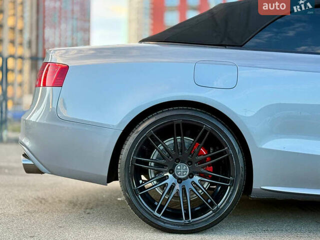 Серый Ауди А5, объемом двигателя 2 л и пробегом 182 тыс. км за 10950 $, фото 13 на Automoto.ua