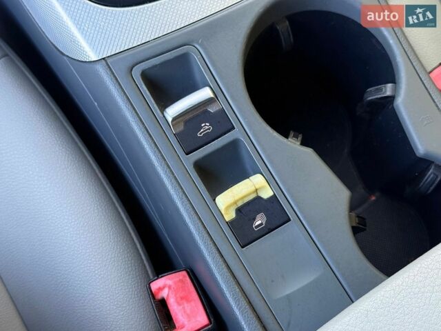 Серый Ауди А5, объемом двигателя 2 л и пробегом 239 тыс. км за 8999 $, фото 35 на Automoto.ua