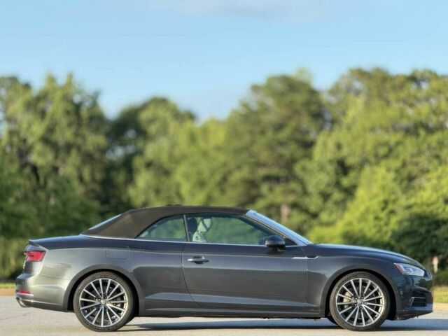 Серый Ауди А5, объемом двигателя 2 л и пробегом 30 тыс. км за 18000 $, фото 7 на Automoto.ua