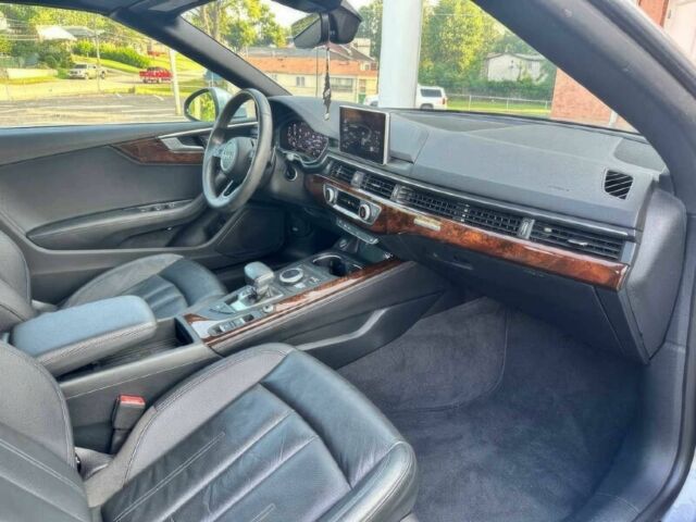 Сірий Ауді A5, об'ємом двигуна 2 л та пробігом 47 тис. км за 18000 $, фото 8 на Automoto.ua