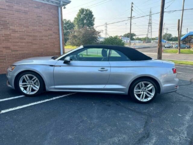 Сірий Ауді A5, об'ємом двигуна 2 л та пробігом 47 тис. км за 18000 $, фото 4 на Automoto.ua