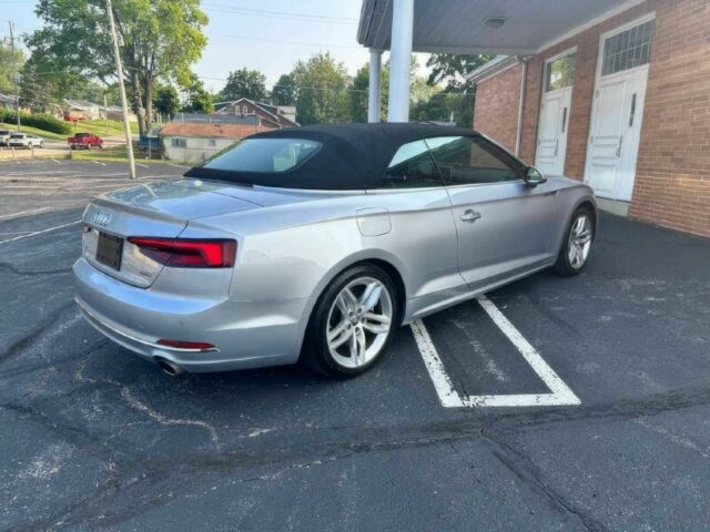 Сірий Ауді A5, об'ємом двигуна 2 л та пробігом 47 тис. км за 18000 $, фото 7 на Automoto.ua