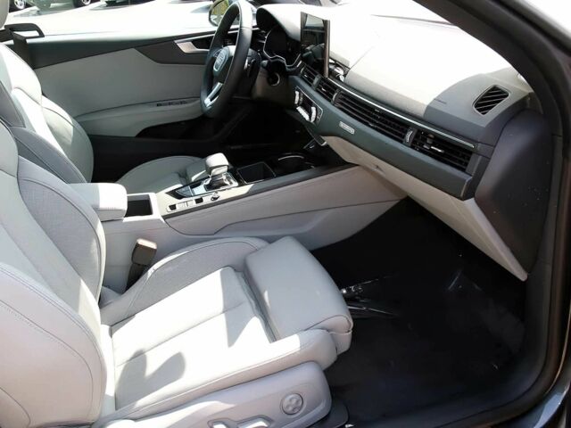 Серый Ауди А5, объемом двигателя 2 л и пробегом 26 тыс. км за 17000 $, фото 5 на Automoto.ua