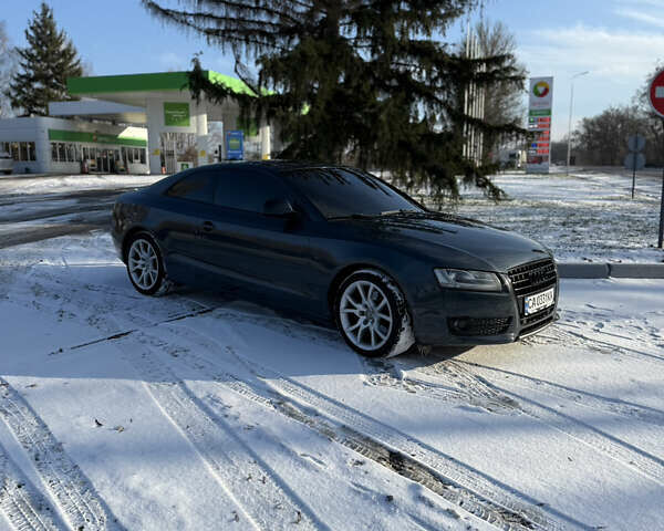 Серый Ауди А5, объемом двигателя 2.7 л и пробегом 298 тыс. км за 7300 $, фото 5 на Automoto.ua